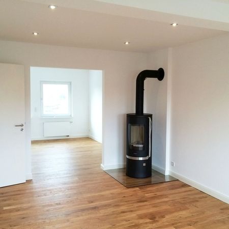 Wohnzimmer mit Kamin